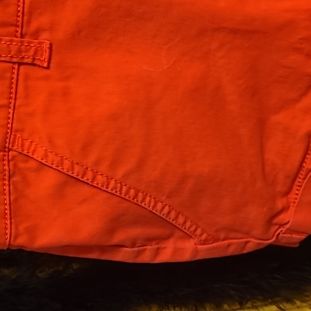 SO Women's Bright Red Cargo Shorts - Picture 2 of 3